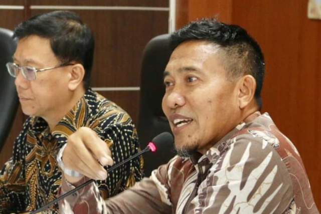 Wakil Ketua DPRD Kota Medan, HT Bahrumsyah SH MH