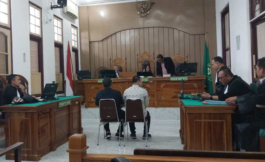 Jaksa Penuntut Umum (JPU) Gonggom Halomoan Simbolon saat membacakan surat dakwaan terhadap kedua terdakwa dalam persidangan di Pengadilan Negeri (PN) Medan, Kamis (22/2/2024).