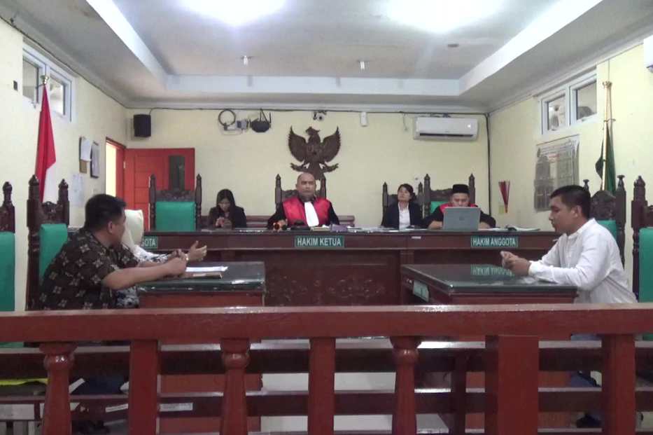 Suasana sidang gugatan Praperadilan yang diajukan oleh Yanty melalui Penasehat Hukumnya Khilda Handayani, SH, MH & Associates yang tidak dihadiri Termohon 1 dan 2 di Pengadilan Negeri Lubuk Pakam, Selasa (07/05/2024).