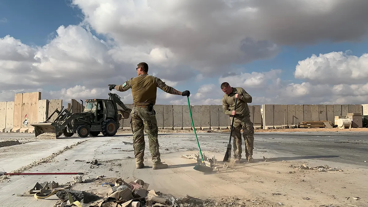 pangkalan udara USA Dikatakan, serangan terhadap Ain al-Asad merupakan yang kedua kalinya terjadi dalam tiga Minggu terakhir. AS menuduh pelakunya adalah militan Irak yang didukung Iran.