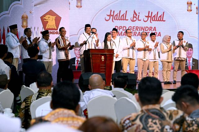 Gubernur Sumut Bobby Nasution menghadiri Halalbihalal DPD Partai Gerindra Sumut yang diselenggarakan di Regale International Convention Center, Jalan H Adam Malik, Medan, Sabtu (26/4/2025). Foto/Diskominfo Sumut