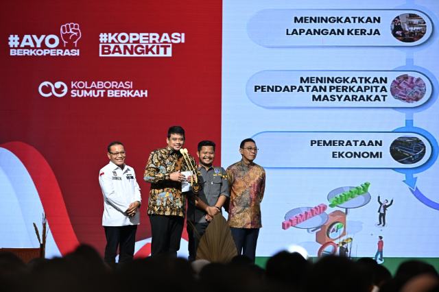 Gubernur Sumatera Utara (Sumut) Bobby Nasution pada acara Sosialisasi Pembentukan Koperasi Desa/Kelurahan Merah Putih di Aula Raja Inal Siregar, Kantor Gubernur Sumut, Jalan Diponegoro Nomor 30, Medan, Rabu (30/4/2025). Foto/Diskominfo Sumut