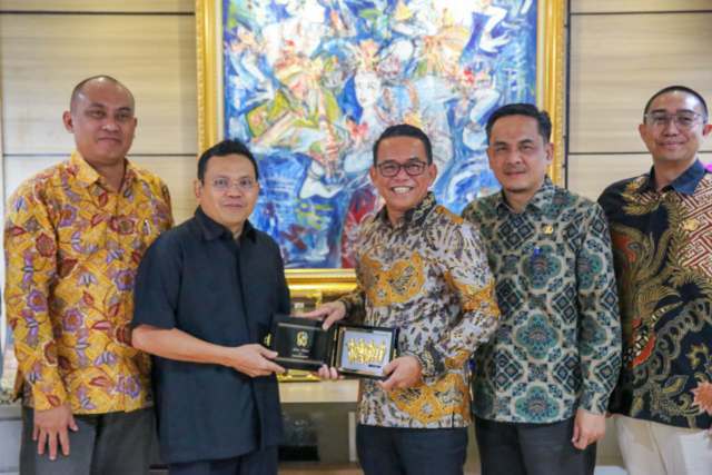Wakil Wali Kota Medan, H Zakiyuddin Harahap bertemu dengan Direktur Jenderal Perlindungan Kebudayaan dan Tradisi Kementerian Kebudayaan RI, Dr. Restu Gunawan, M.Hum, Rabu (10/9/2025).