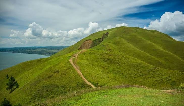 Bukit Holbung