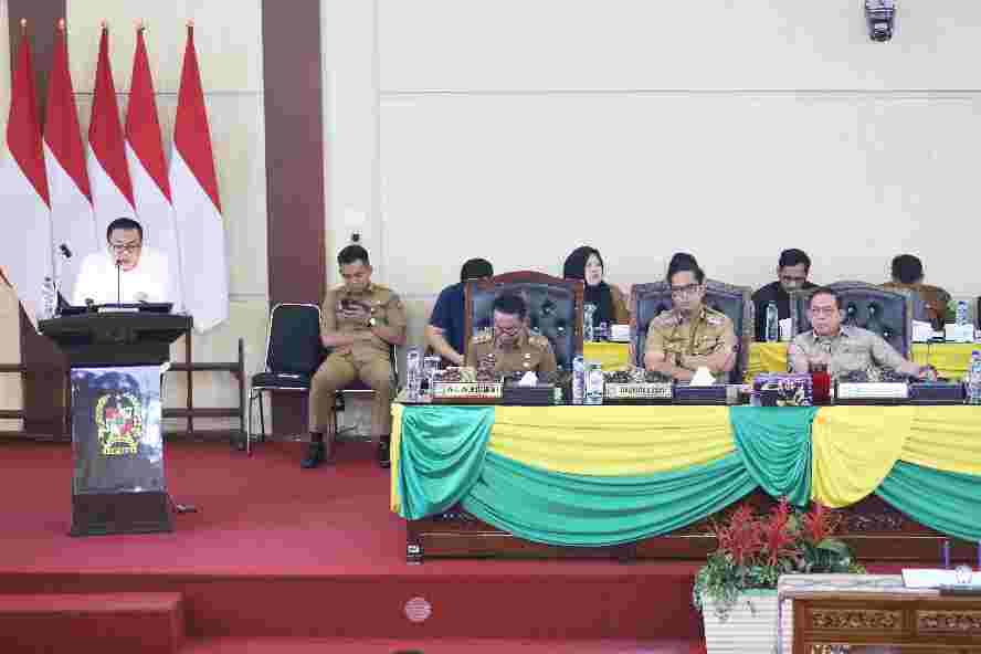 Suasana rapat paripurna DPRD Medan.
