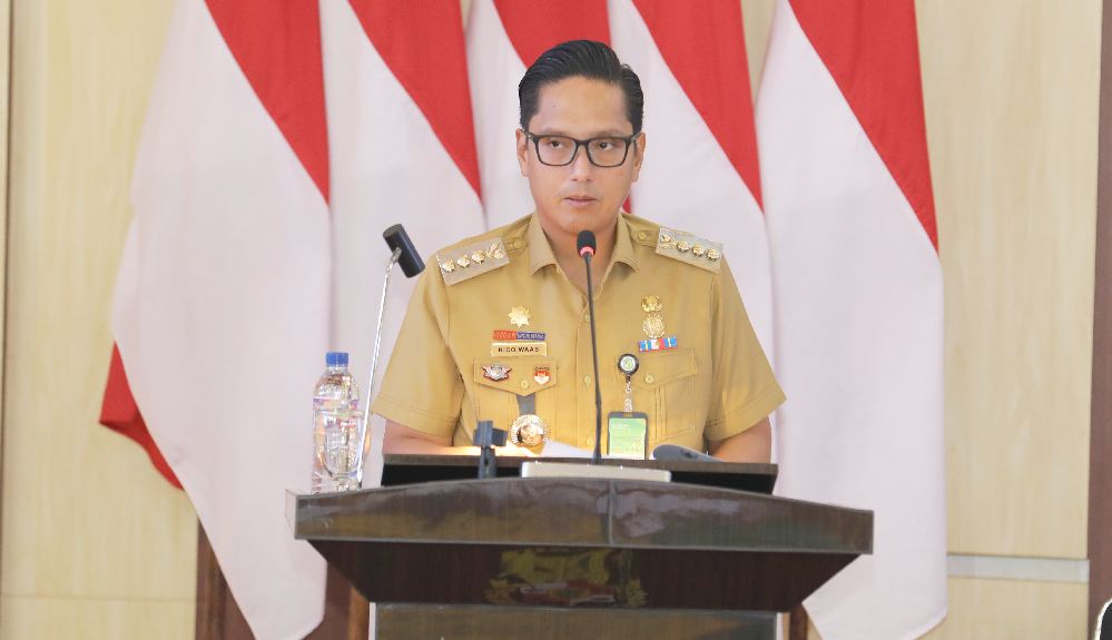 Wali Kota Medan Rico Waas saat membaca sambutan.