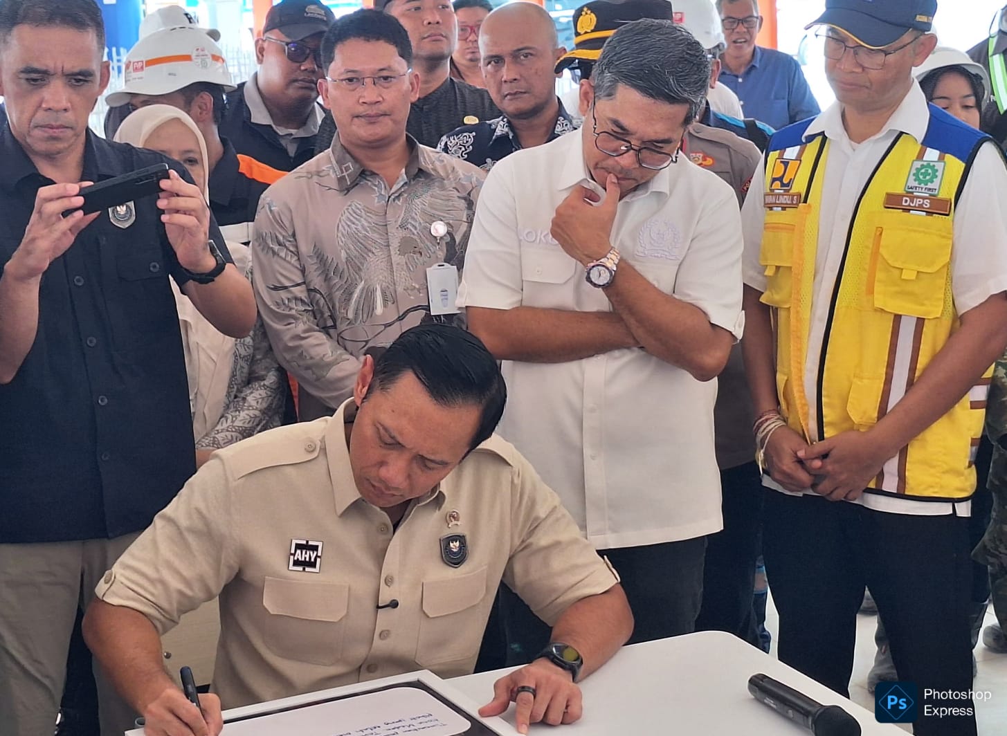 AHY berada di Medan Sumatera Utara tinjau Sekolah Rakyat. (Ist)