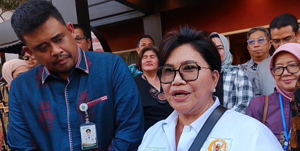 Evita Nursanty didampingi Bobby Nasution di PRSU. (Ist)