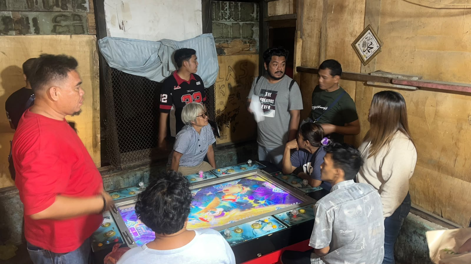 Medan berada di lokasi penggerebekan di Pulo Brayan. (Ist)