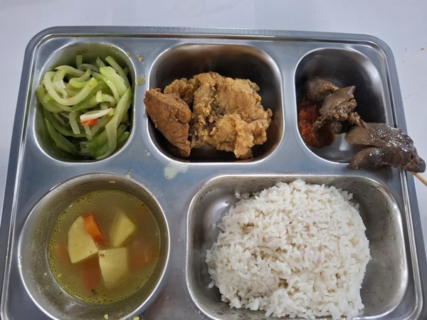 ompreng-atau-food-tray-stainless-steel-1756267920835